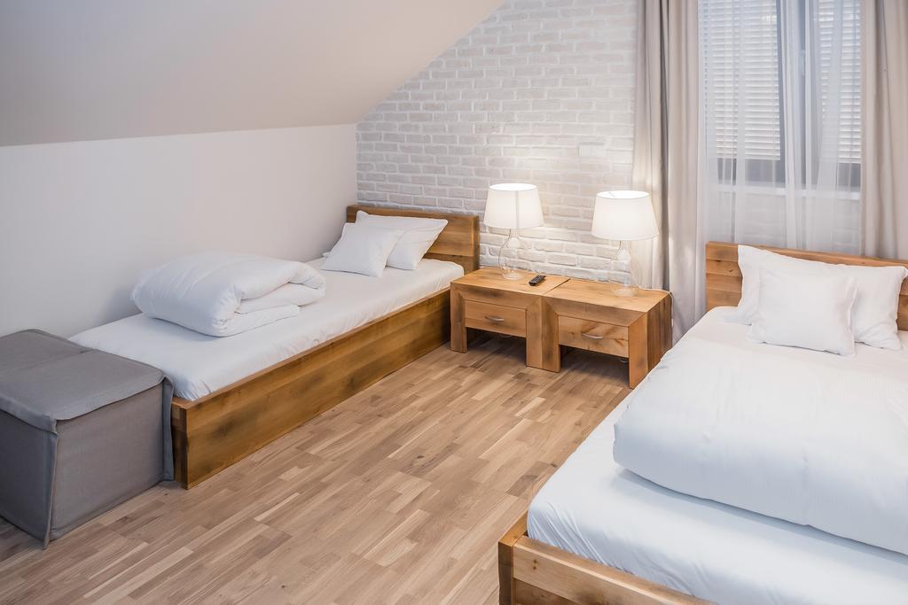 Hotel Naturum Milicz Luaran gambar